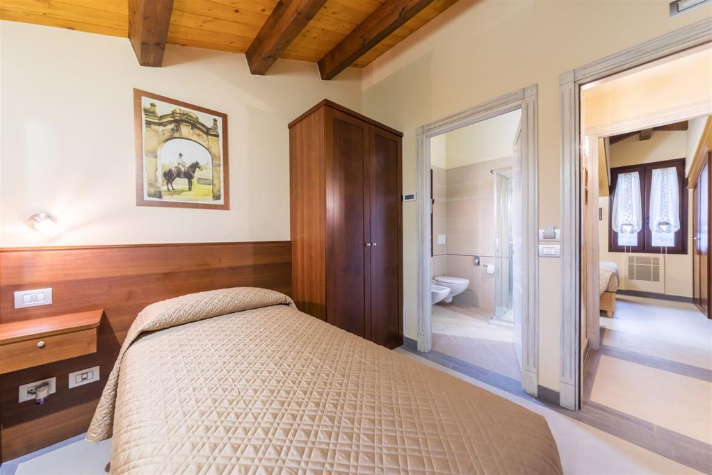 Traldi Resort Vetralla Buitenkant foto